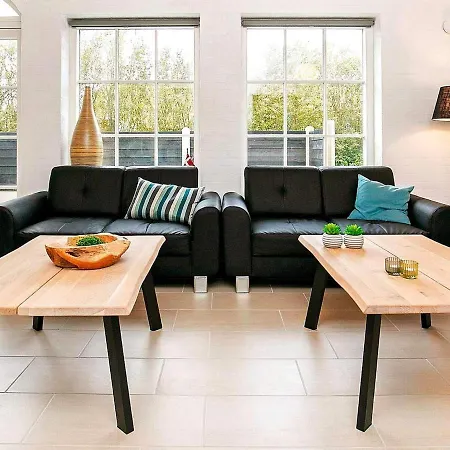 Xxxii Holiday home *